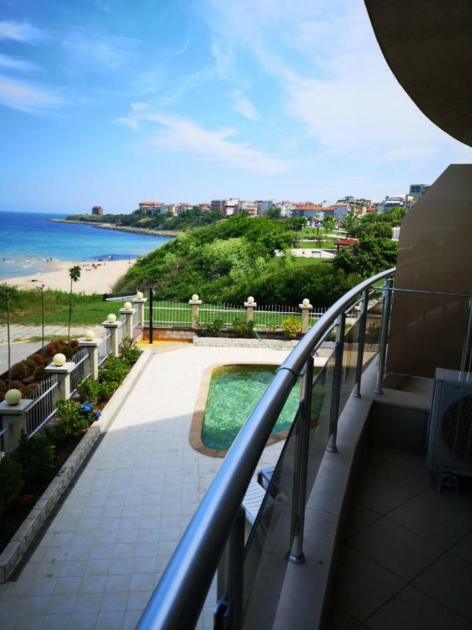 Albatros Private Studio Приморско Экстерьер фото